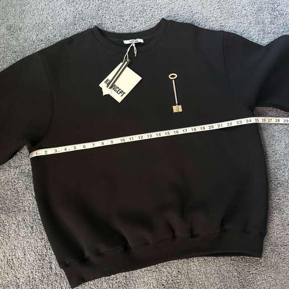 NEW - Black Oversized Key Sweatshirt By KKONCEPT - Size M - Picture 5 of 7